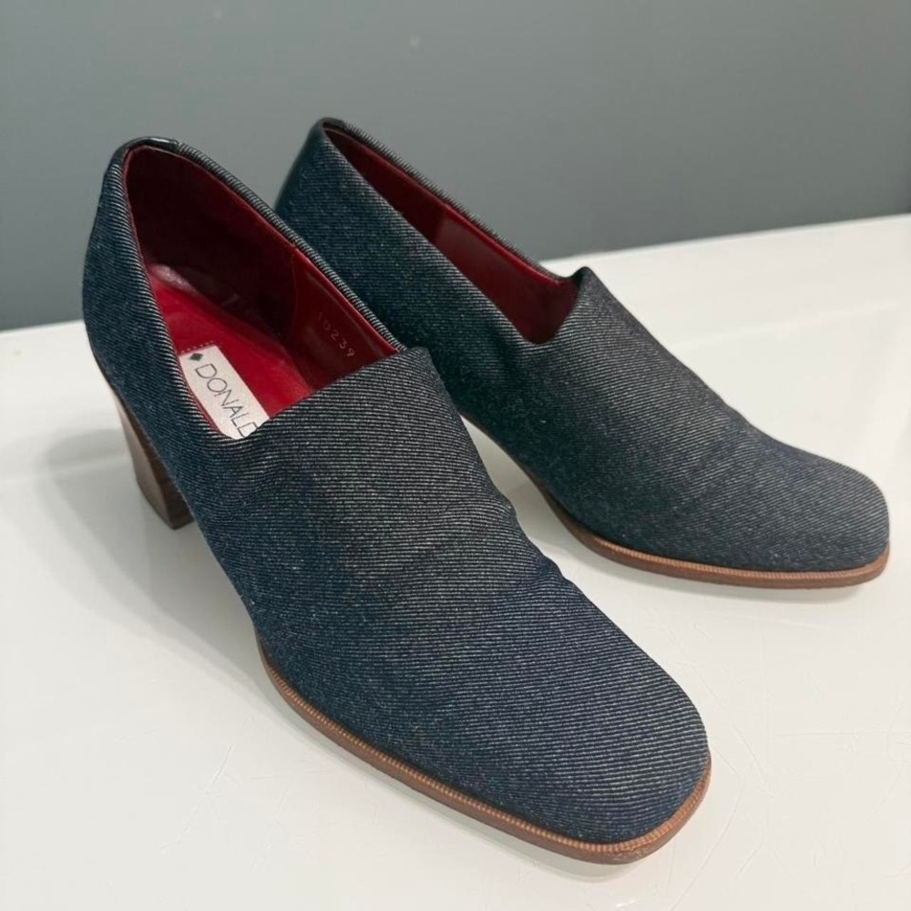Donald J Pliner Denim Heels Made in Spain Minimalist Designer Block Heel Size 7‎